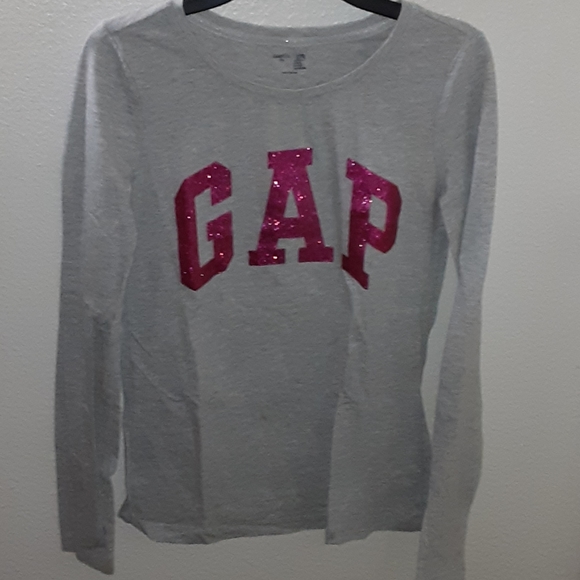 Grey gap long sleeve - Picture 1 of 2